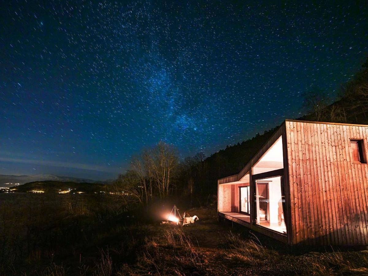 Ganze Wohnung, Hardangerfjord Panorama Cabin with Spectacular Fjord Views in Hardangerfjord