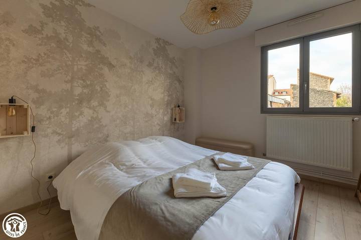 Gîte pour 8 personnes, avec terrasse, animaux acceptés à Clermont-Ferrand - 3