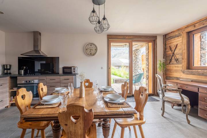 Location de vacances pour 4 personnes, avec Balcon et Jardin