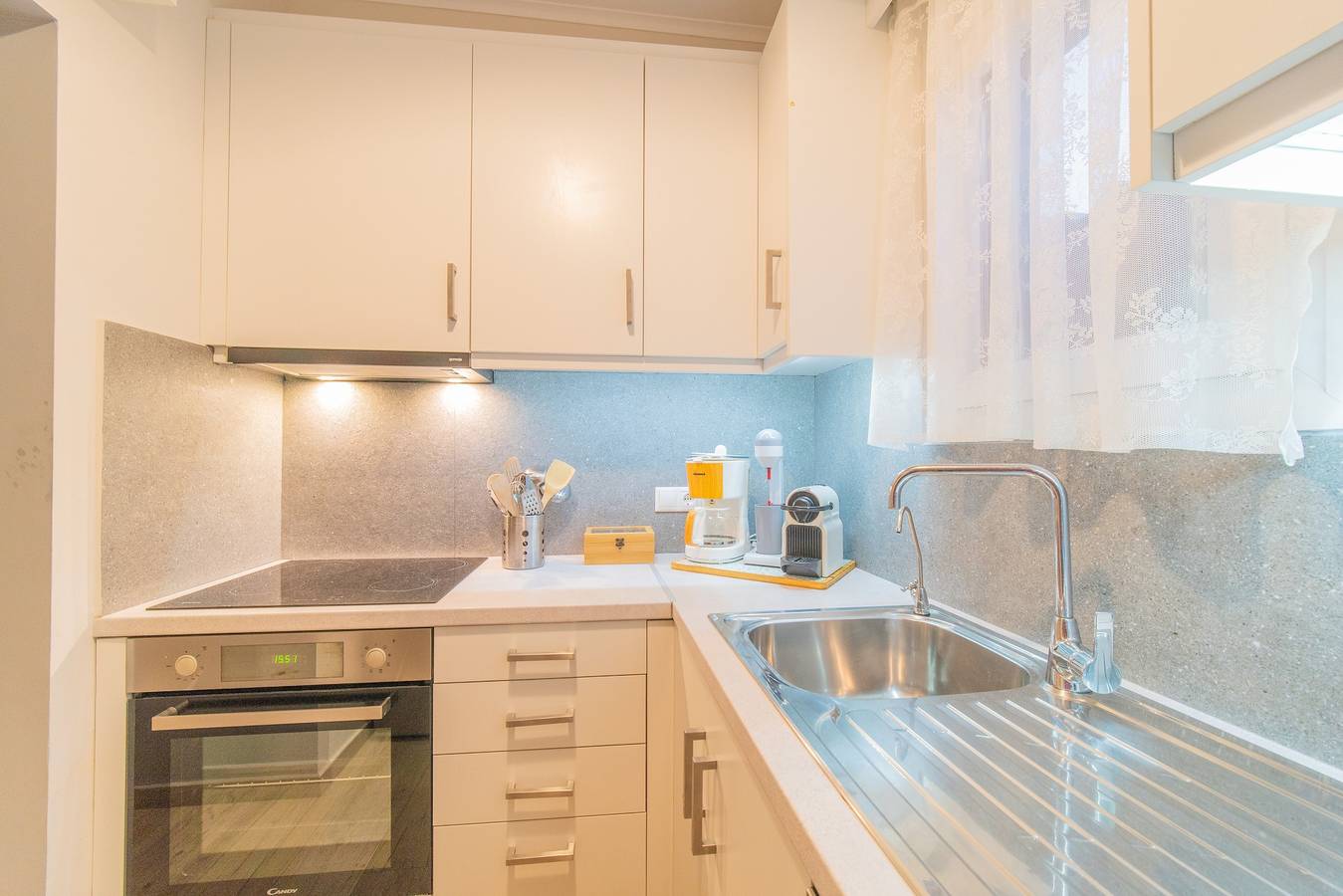 Ganze Wohnung, Ferienwohnung 'Seawind Gouvia' in Strandnähe mit Terrasse und Wlan in Gouvia, Korfu