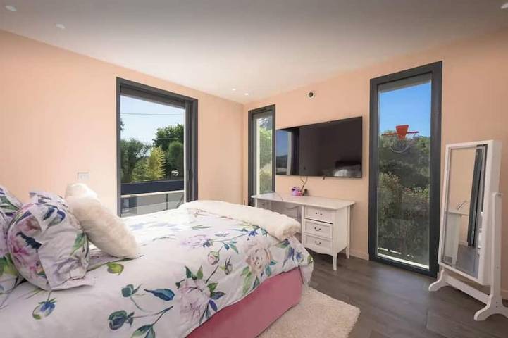 Evasion Prestige à Biot, Design et piscine privée chauffée in Biot, Côte méditerranéenne (France)