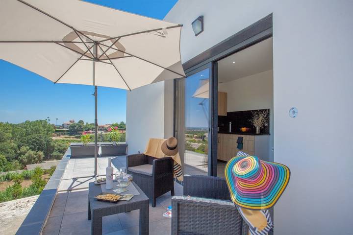 Gîte pour 2 personnes, avec Terrasse à Borgo - 2