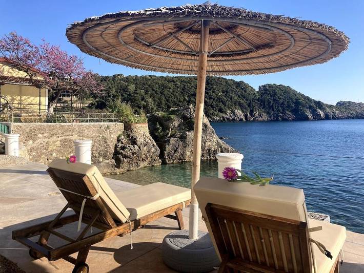 Chambre d’hôte pour 2 personnes, avec Balcon et Terrasse ainsi que Jardin et Vue