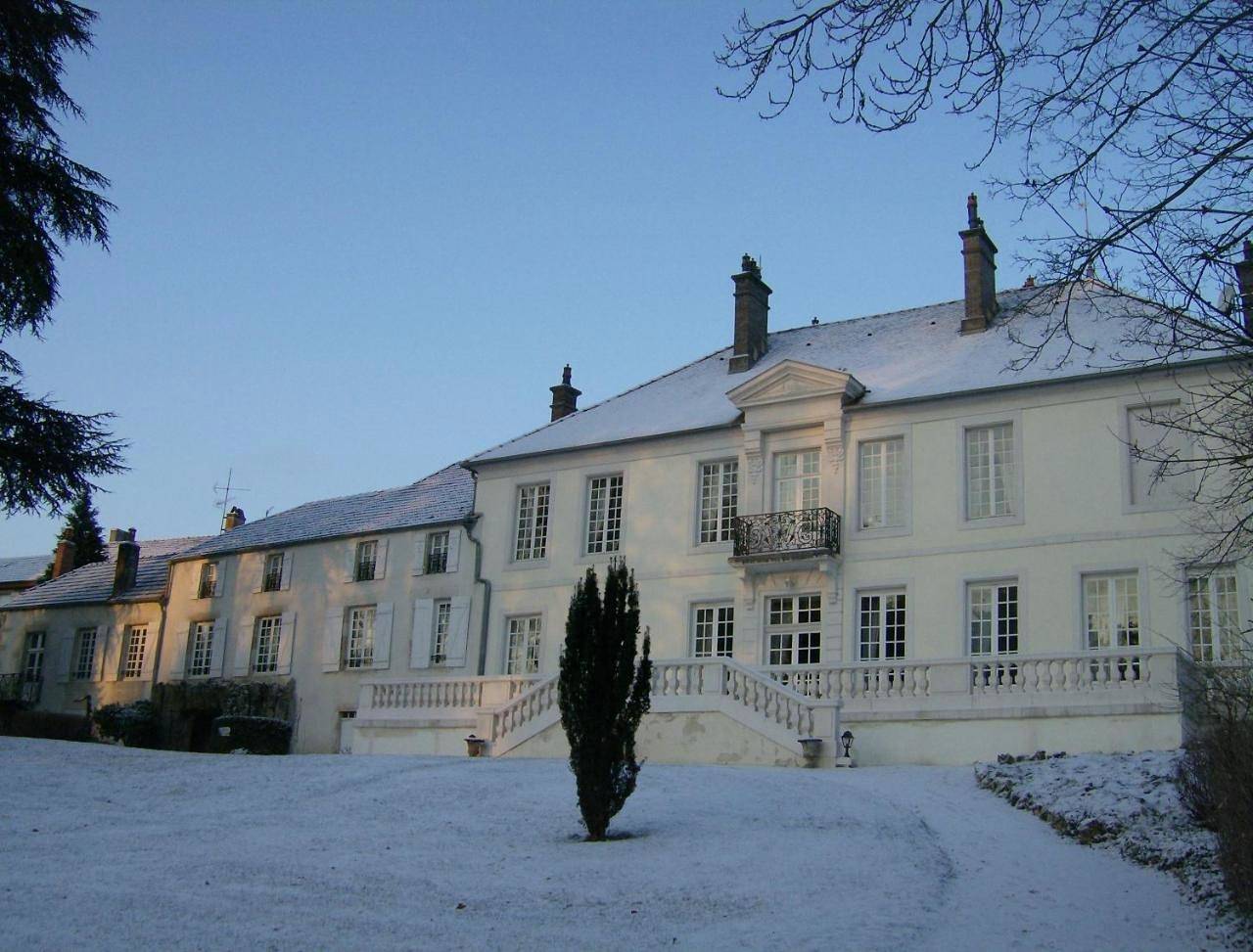 Le Chateau de Prauthoy in Prauthoy, Parc national de forêts
