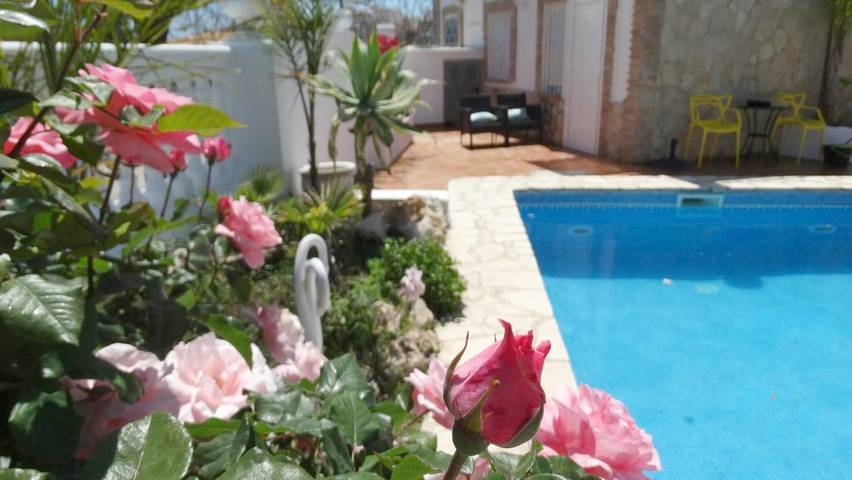Pension voor 2 personen, with Terras and Tuin as well as Zwembad in Calpe