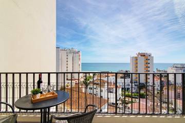 Gîte pour 6 personnes, avec balcon à Praia da Rocha