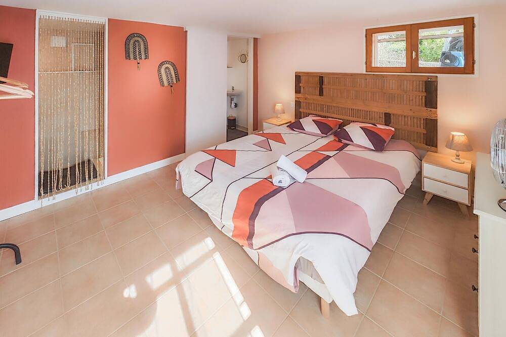 Amazing home in Roquebrun in Roquebrun, Région de Béziers