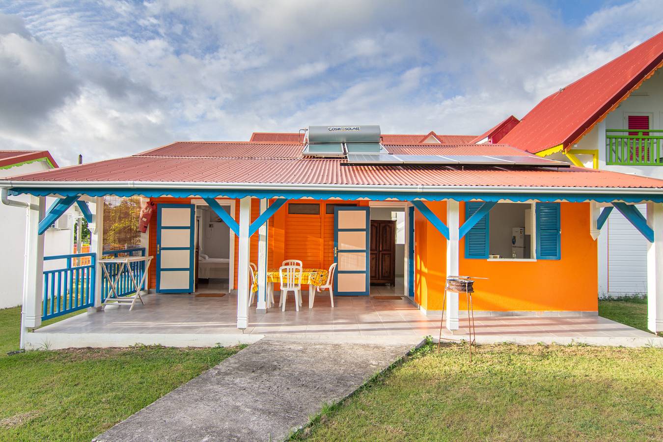 Colibríes azules o amarillos in Capesterre-de-Marie-Galante, Guadalupe