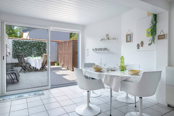 Maison de vacances pour 4 personnes, avec Balcon ainsi que Terrasse et Jardin