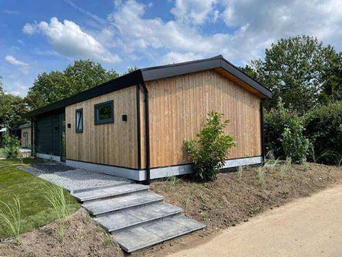 Ferienhaus für 4 Personen, mit Balkon/Terrasse und Terrasse sowie Garten und Kinderpool in Lith