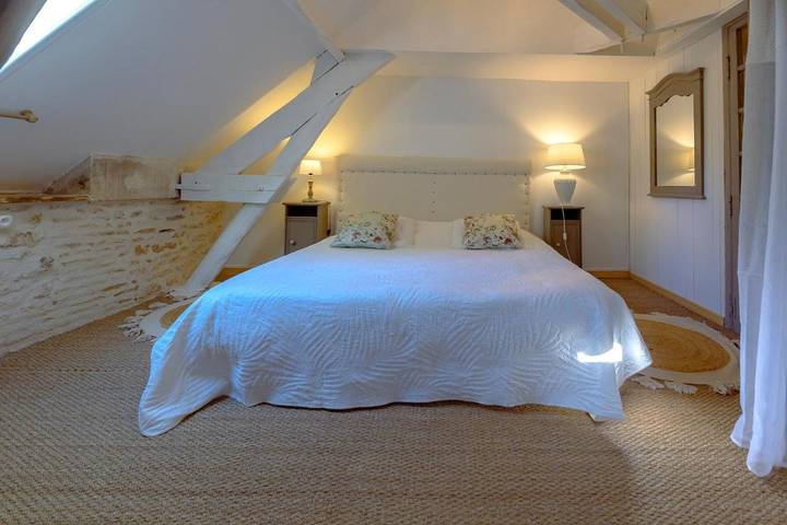 Maison d’hôte pour 2 personnes, avec sauna et piscine ainsi que jardin et vue