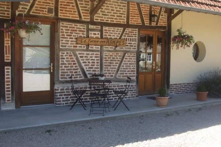 Location de vacances pour 4 personnes, avec jardin à Saint-Germain-du-Bois