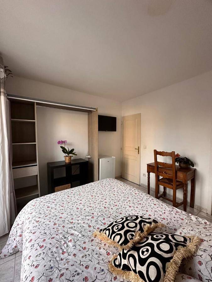 Appartement de vacances entier, Double Room with Private Bathroom in Le Crès, Côte méditerranéenne (France)