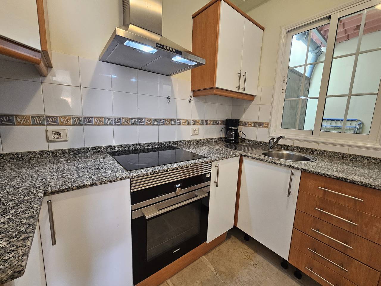 Entire apartment, Cozy home with terrace and access to swimming pool! in Puerto Rico (Gran Canaria), Mogán