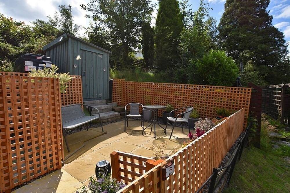 Entire apartment, Luxurious Highland retreat in central Fort William in Nevis Range, Fort William