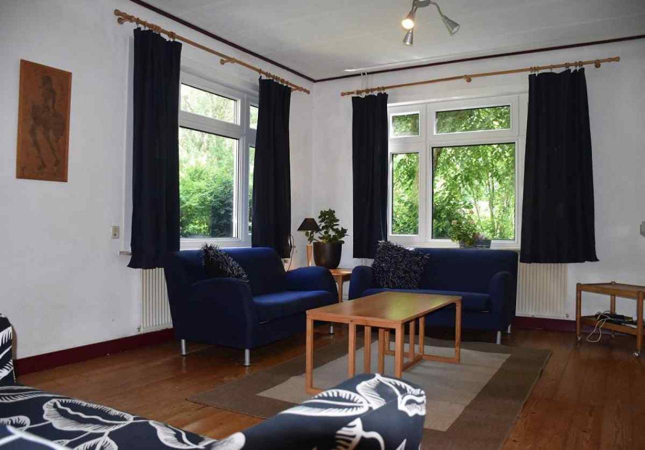 Sehr ländliches 9 Personen privates Ferienhaus in Drenthe in Nationalpark Dwingelderveld
