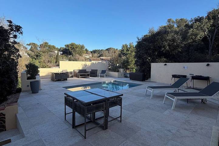 Agriturismo pour 9 personnes, avec jardin à Marseille