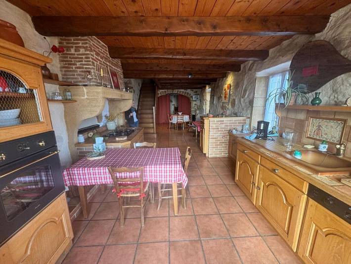 Gîte pour 5 personnes, avec terrasse et vue à Ternand