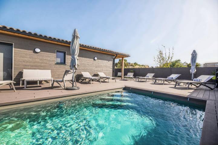 Villa pour 6 personnes, avec piscine et terrasse ainsi que sauna et jardin à Lecci - 2