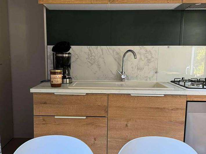 Mobil home pour 6 personnes, avec bassin pour enfant à Sazos - 3