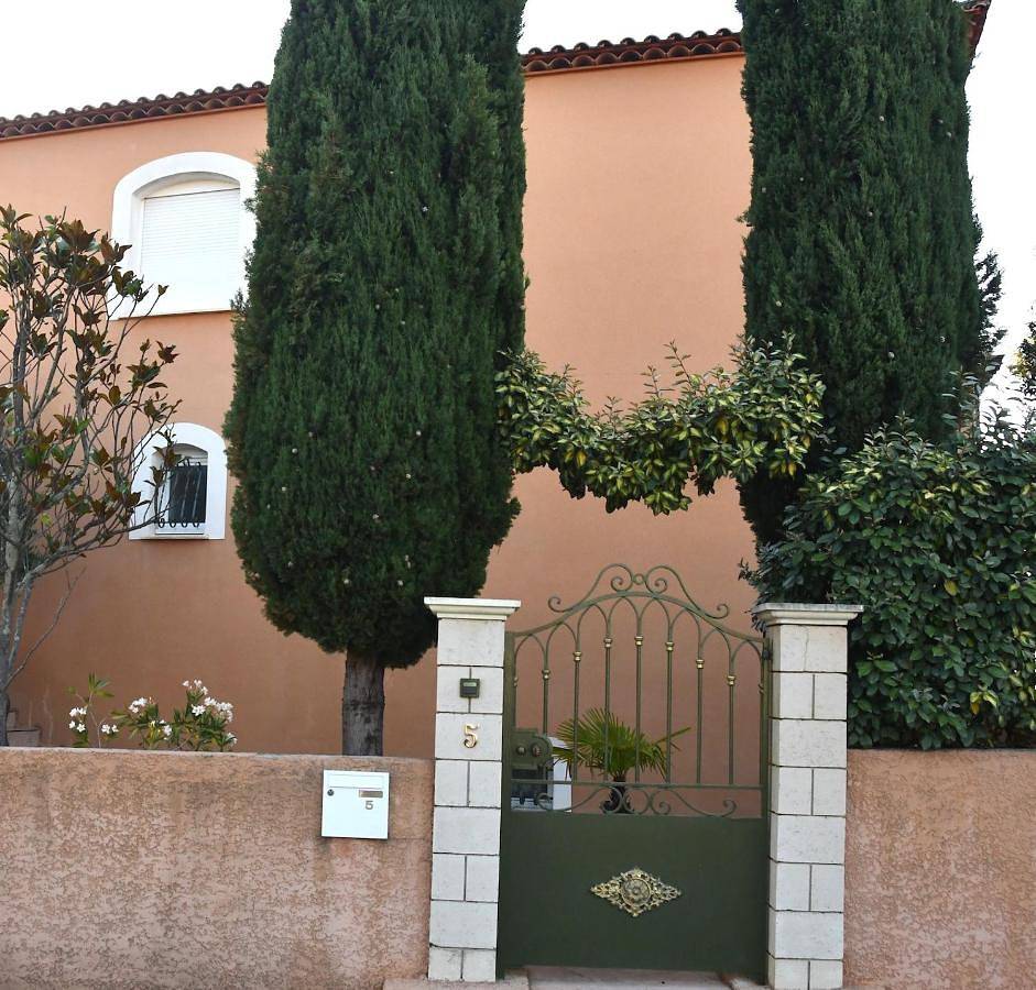 Appartement entier, Villa F5-Wifi-piscine Saint Gely du Fesc in Saint-Gély-du-Fesc, Côte méditerranéenne (France)