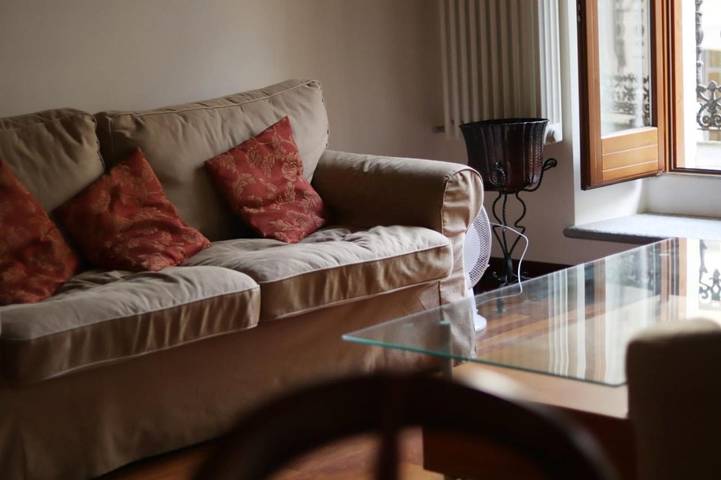 Gîte pour 6 personnes, avec balcon et vue à Varallo - 4