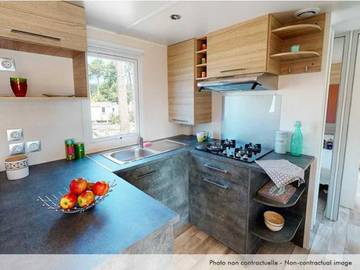 Camping pour 8 Personnes dans Les Mathes, Région de Rochefort, Photo 4