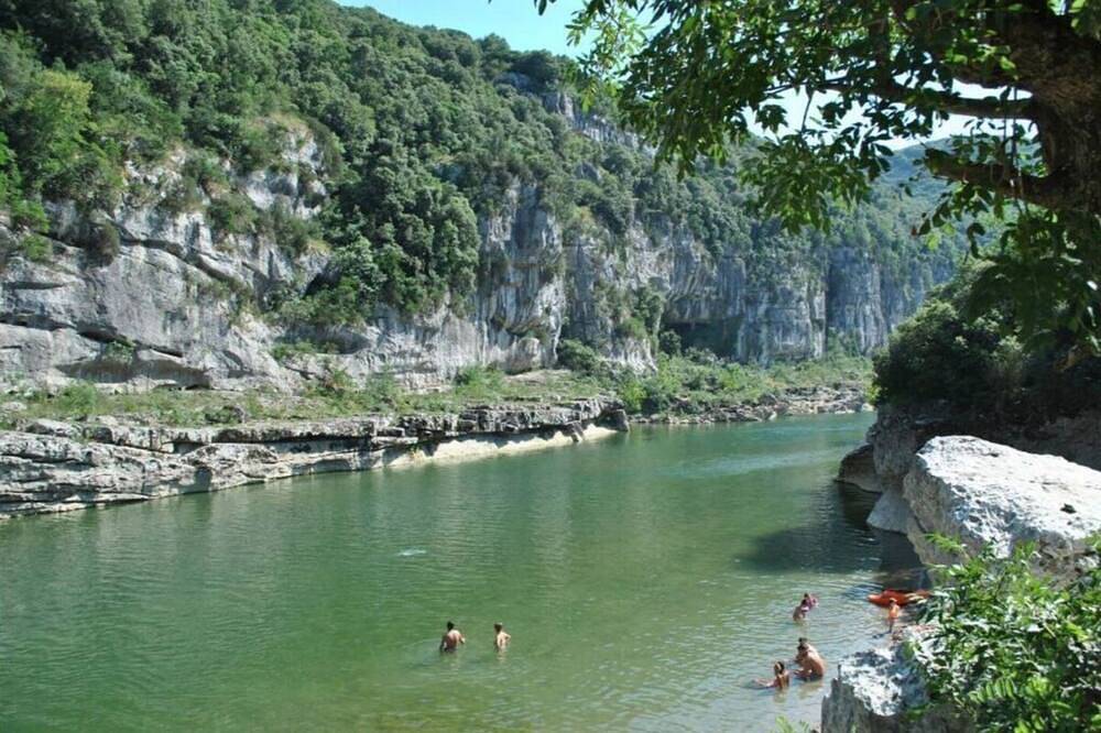 Apartamento entero, Les Deux Tours in Aiguèze, Gorges de l’Ardèche
