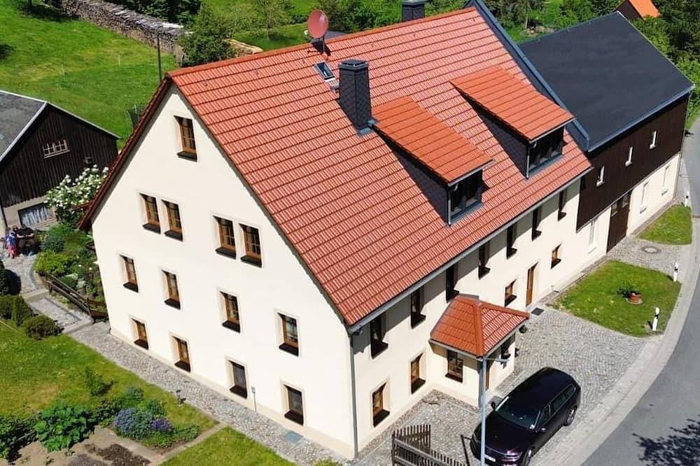 Ganze Wohnung, Ferienwohnung Aus-Zeit auf dem Lande - Ferienwohnung, 2 Schlafräume in Bad Gottleuba-Berggießhübel, Elbsandsteingebirge