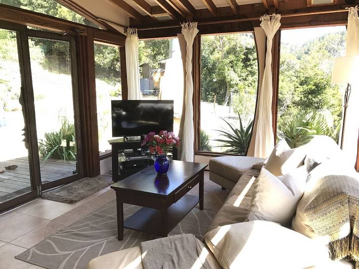 Vacation house for 2 people, with hot tub and yard as well as terrace in Big Sur