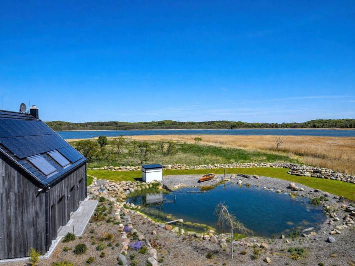 Ferienhaus für 6 Personen, mit Terrasse und Garten sowie Seeblick in Bergen auf Rügen - 2