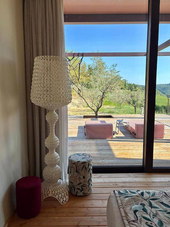 Tente pour 2 personnes, avec Balcon et Terrasse ainsi que Jardin et Piscine