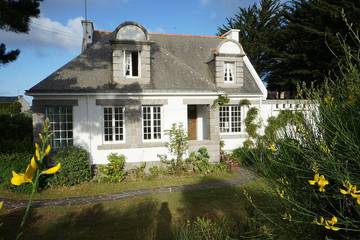 Cottage pour 8 personnes, avec jardin et balcon dans Kerhostin