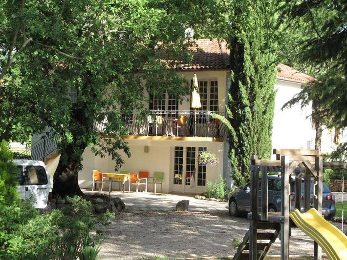 Location de vacances pour 6 personnes, avec piscine ainsi que jardin et balcon, adapté aux familles à Les Arcs (Var) - 2