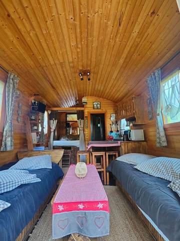 Cabane En Bois pour 4 Personnes dans Gavarnie-Gèdre, Pyrénées, Photo 3