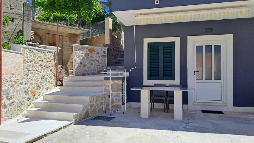 Maison d’hôte pour 2 personnes, avec jardin et vue dans Hvar - 2