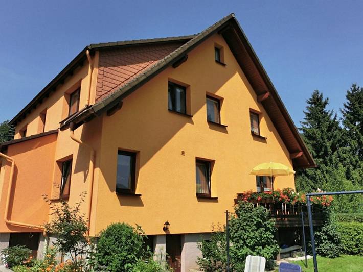 Ferienwohnung für 4 Personen, mit Balkon und Garten in Floh-Seligenthal - 2
