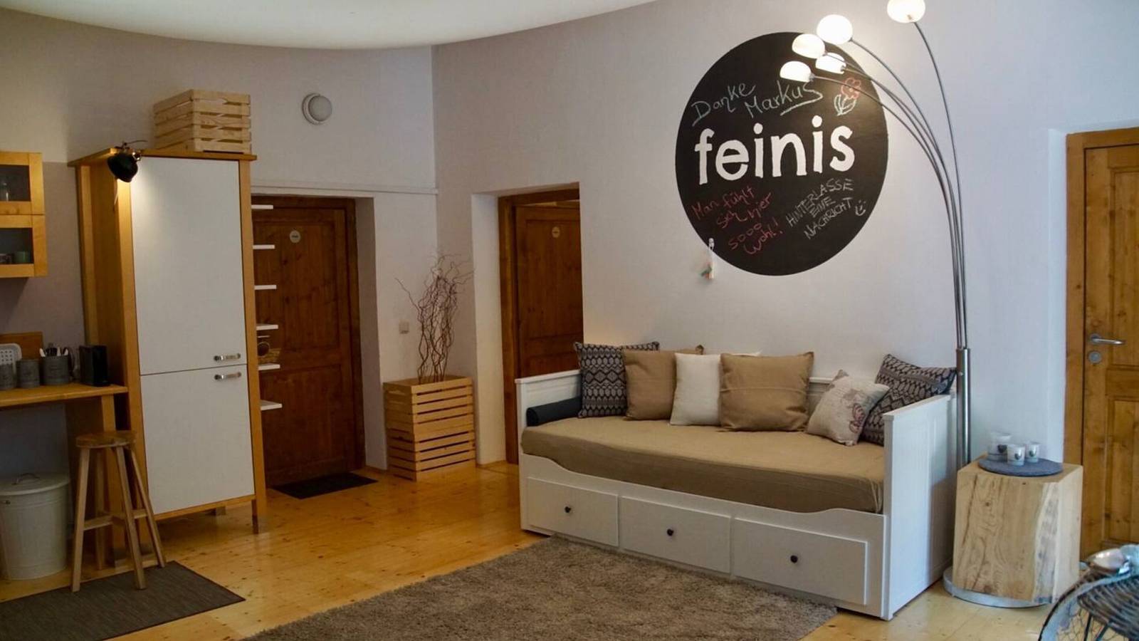 Chalet 'Feinis' mit privater Terrasse, privatem Garten und Wlan in Kirchstetten (Wienerwald), Traisental