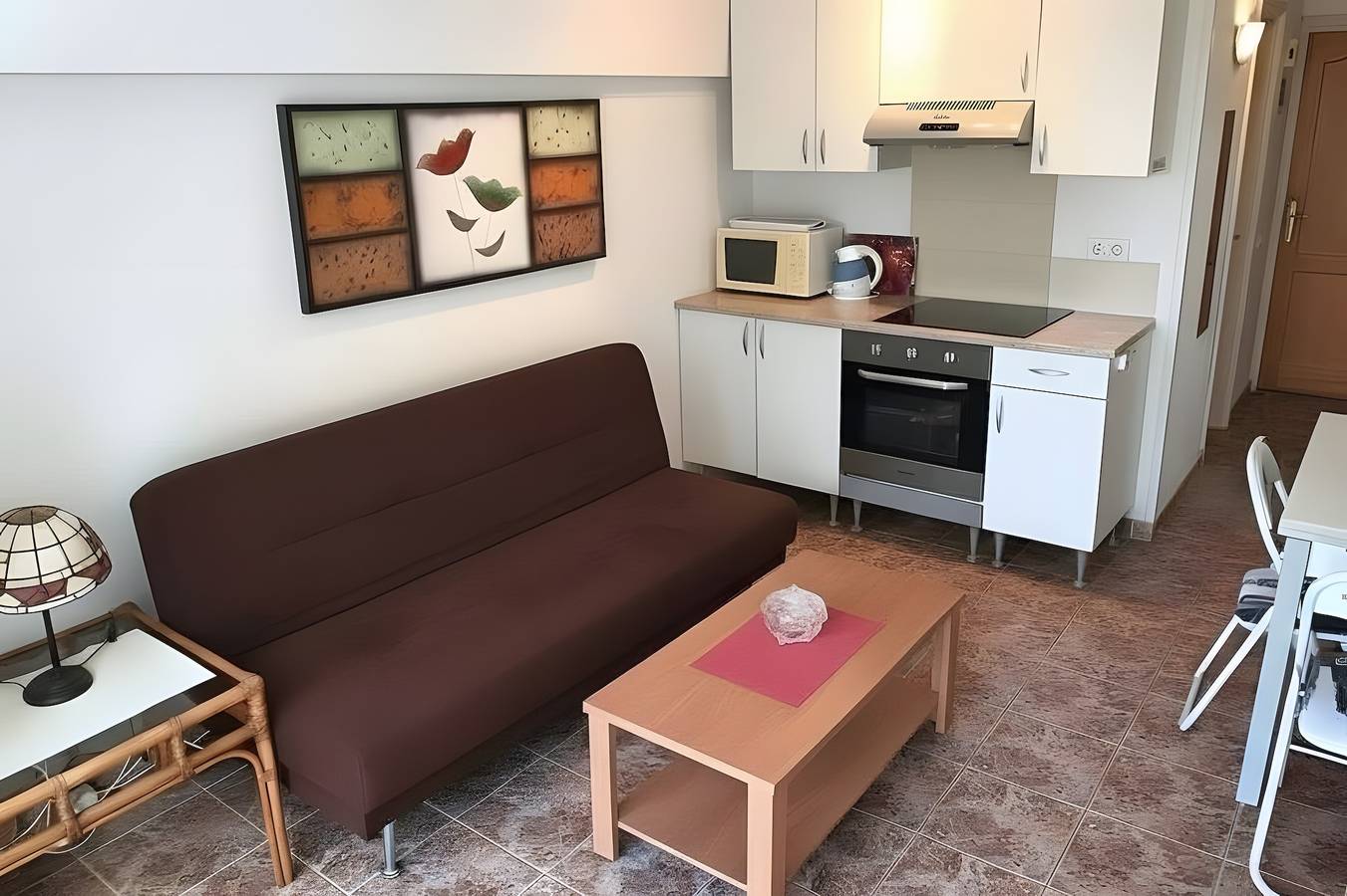 Entire apartment, Apartment Near the Beach with Ocean View, Just Steps Away in Playa Puerto Colón, Adeje