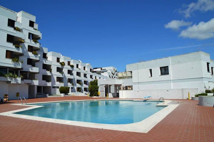 Casa de férias para 5 pessoas, com piscina e vista e ainda jardim em Sesimbra