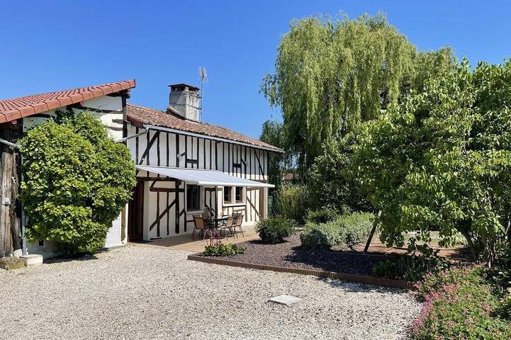 Gîte pour 4 personnes, avec jardin dans Lentilles (Aube)