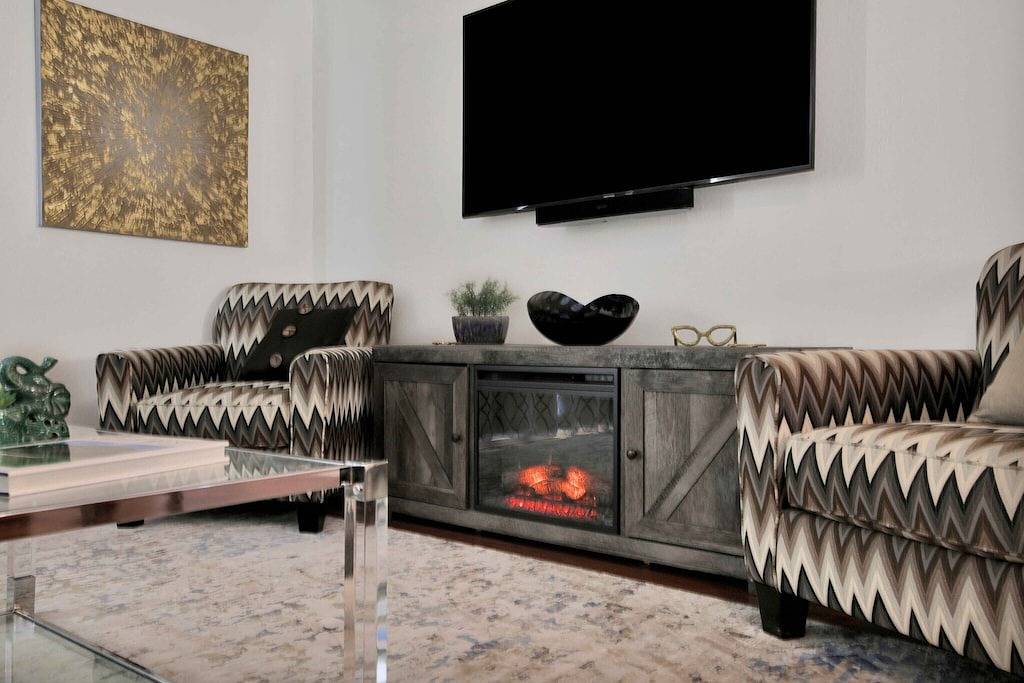 Ganze Wohnung, Old Town Scottsdale|Stylish New Condo| Heated Pool in Camelback Mountain, Scottsdale