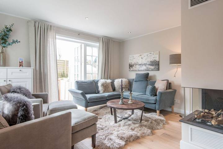 Ferienhaus für 8 Personen, mit Terrasse und Garten sowie Sauna in Westerland