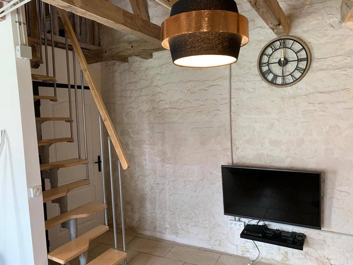 Petit Maison in Saint-Aubin-Fosse-Louvain, Mayenne