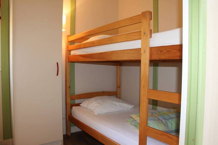 Location de vacances pour 5 personnes, avec terrasse et jardin à Breuillet - 2