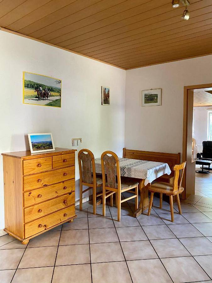 Ferienwohnung für 3 Personen, mit Garten