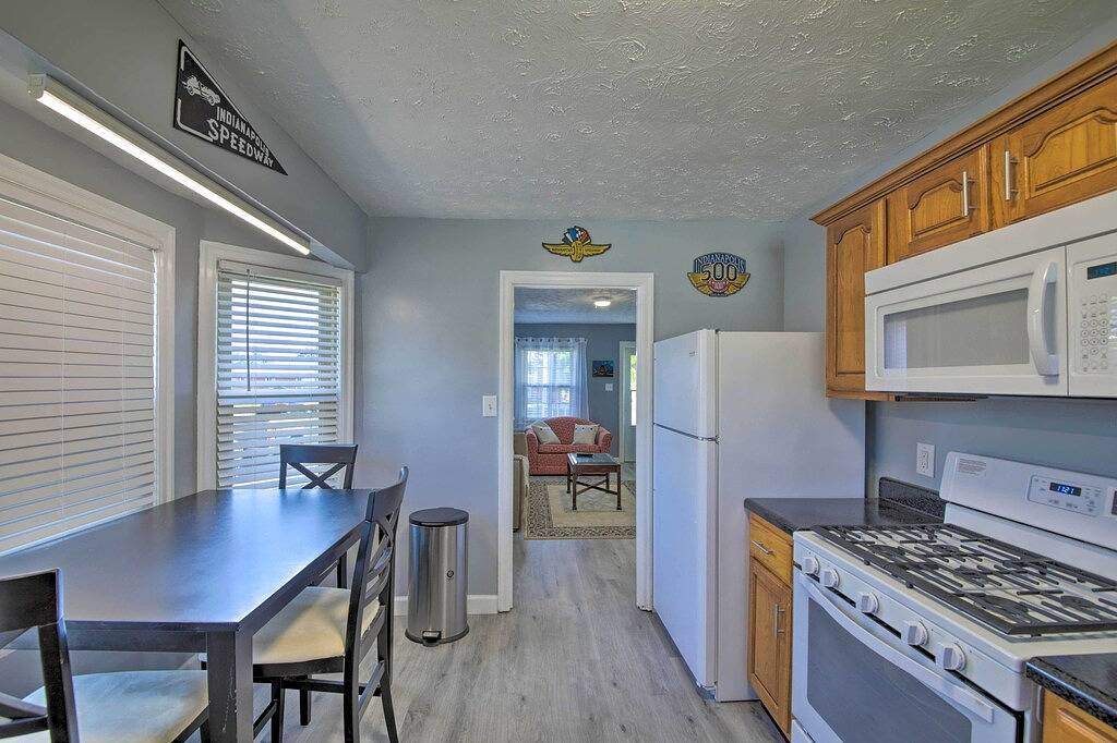 Steps to Speedway - Great for Race Fans! in Indianapolis, Indiana