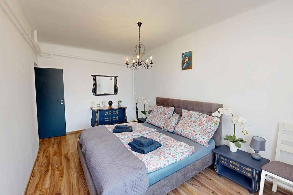 Ganze Wohnung, Ferienwohnung mit Pool, Whirpool, Sauna und Badefass in Balatonszabadi, Siófok und Umgebung