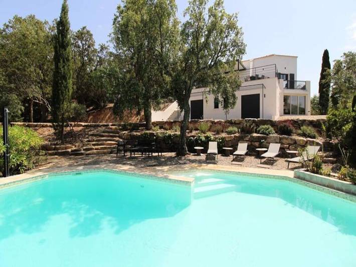 Ferienwohnung für 8 Personen, mit Pool und Terrasse, kinderfreundlich in La Londe-les-Maures