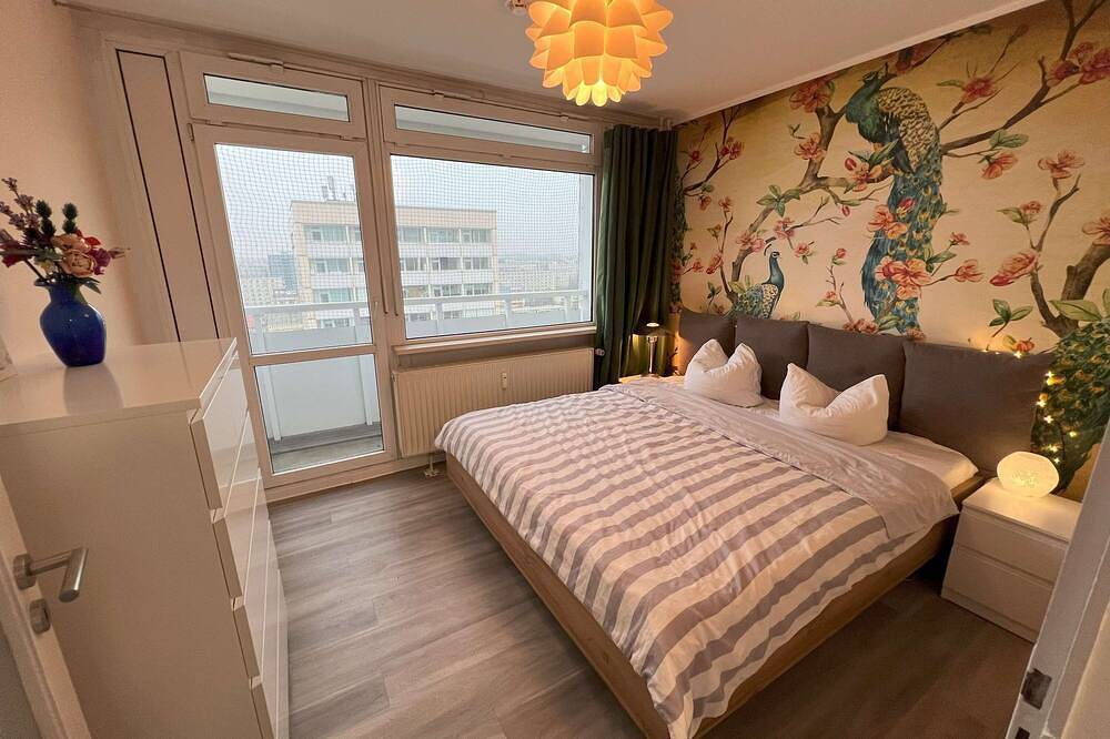 Entire apartment, Holzmarktstrasse Summ in Mitte Berlin, Berlin